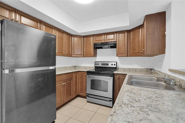 3680 N 56th Ave 806, Hollywood, FL 33021