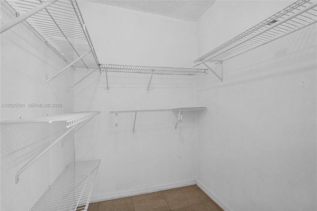 3680 N 56th Ave 806, Hollywood, FL 33021