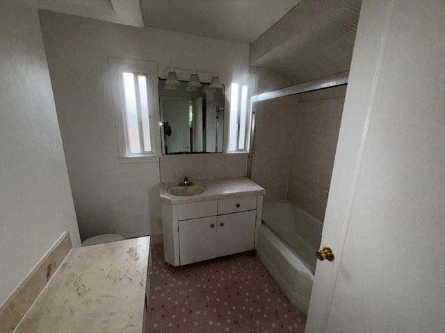 85 Paloma Avenue, Salinas, CA 93905