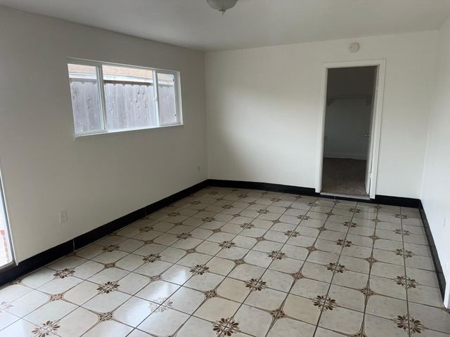 85 Paloma Avenue, Salinas, CA 93905
