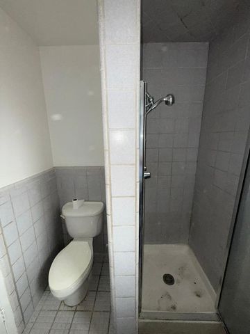 85 Paloma Avenue, Salinas, CA 93905