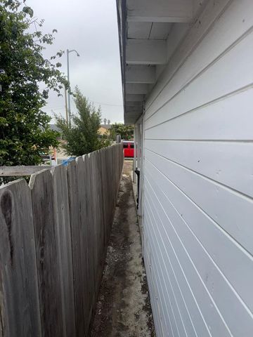 85 Paloma Avenue, Salinas, CA 93905