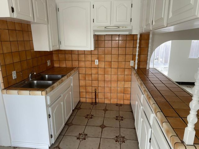 85 Paloma Avenue, Salinas, CA 93905
