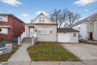 44 Liberty St, Clifton City, NJ 07013