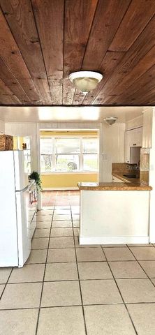 2417 3RD AVENUE N, St Petersburg, FL 33713