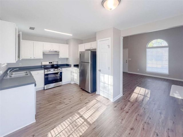 4932 Sunny Ridge Court, Flowery Branch, GA 30542