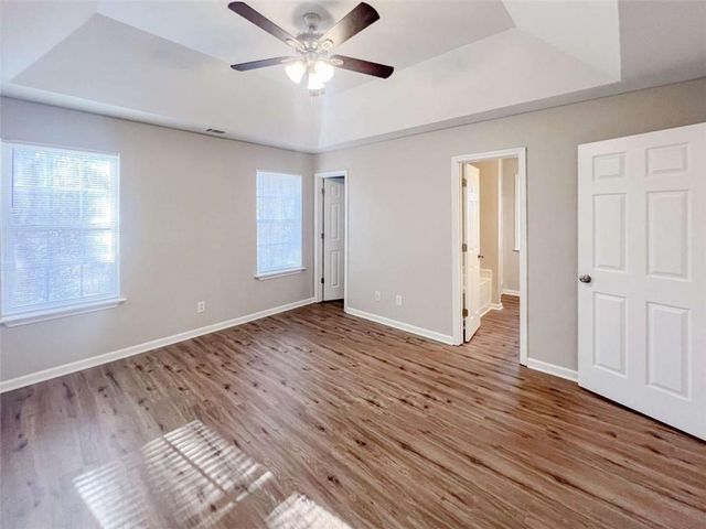 4932 Sunny Ridge Court, Flowery Branch, GA 30542