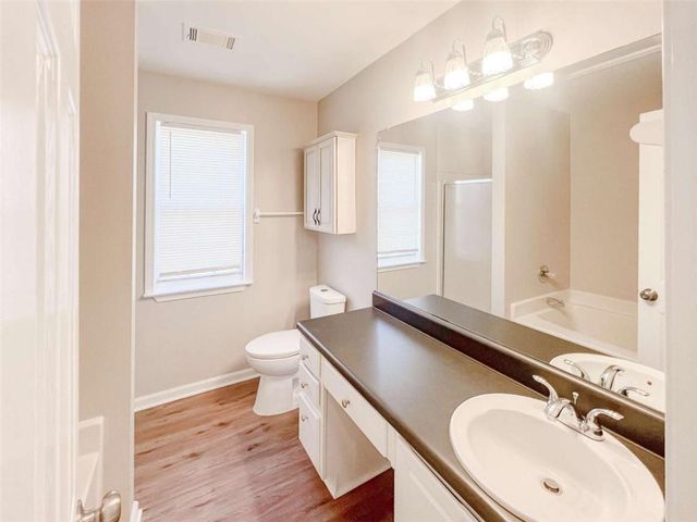 4932 Sunny Ridge Court, Flowery Branch, GA 30542