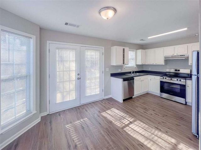 4932 Sunny Ridge Court, Flowery Branch, GA 30542