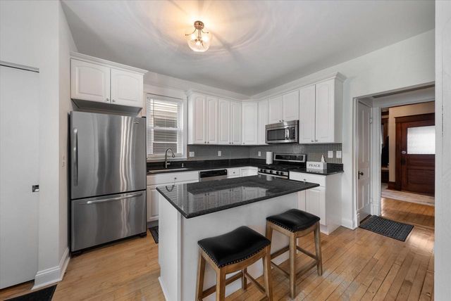 3360 N Newhall STREET, Milwaukee, WI 53211