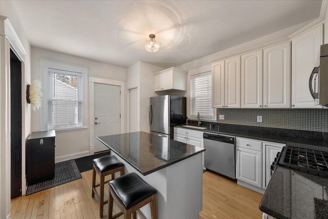 3360 N Newhall STREET, Milwaukee, WI 53211