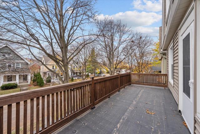 3360 N Newhall STREET, Milwaukee, WI 53211