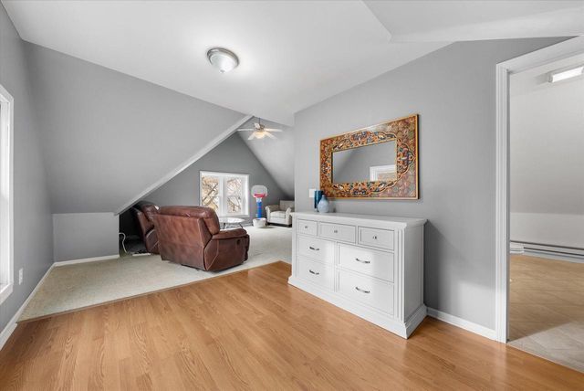 3360 N Newhall STREET, Milwaukee, WI 53211