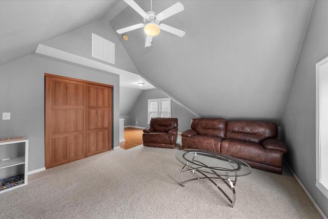 3360 N Newhall STREET, Milwaukee, WI 53211