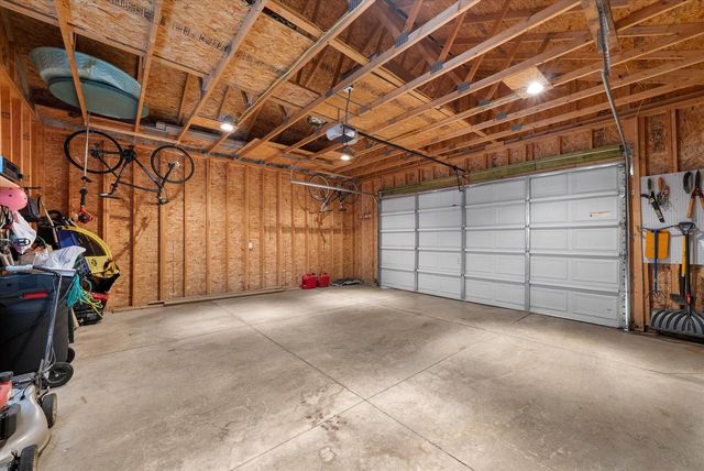 3360 N Newhall STREET, Milwaukee, WI 53211