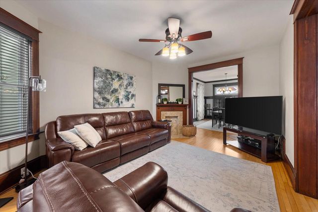 3360 N Newhall STREET, Milwaukee, WI 53211