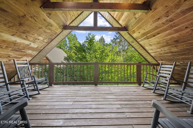 322 Brown Wren Way, Gatlinburg, TN 37738