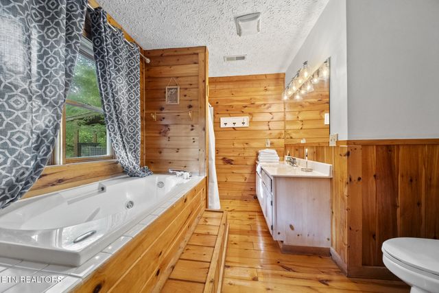 322 Brown Wren Way, Gatlinburg, TN 37738