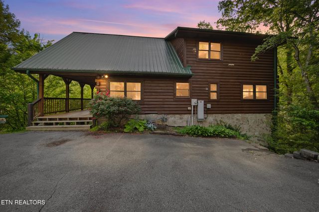 322 Brown Wren Way, Gatlinburg, TN 37738