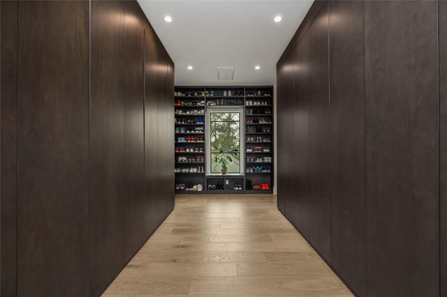 419 W 30th Street, Houston, TX 77018