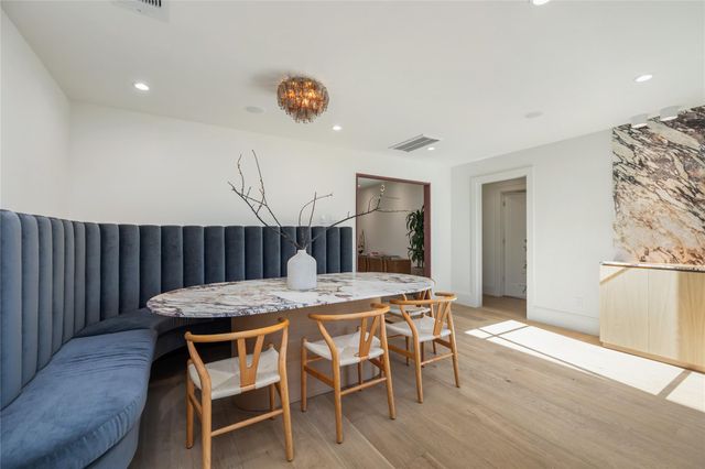 419 W 30th Street, Houston, TX 77018