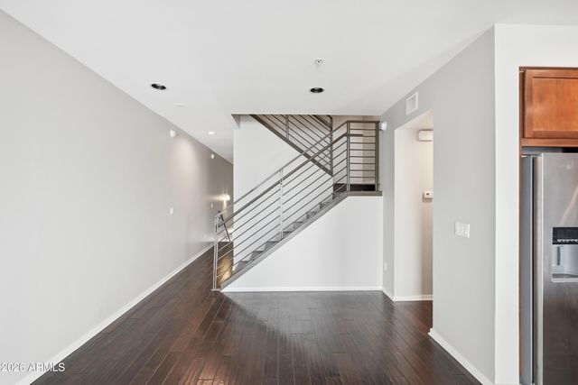 526 W 1ST Street 106, Tempe, AZ 85281