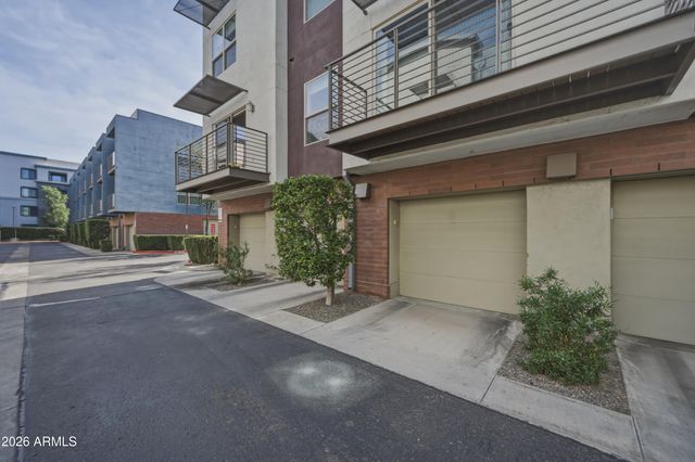 526 W 1ST Street 106, Tempe, AZ 85281