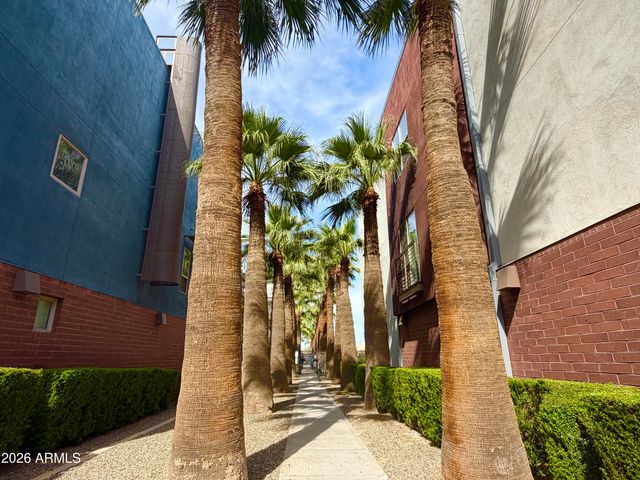 526 W 1ST Street 106, Tempe, AZ 85281
