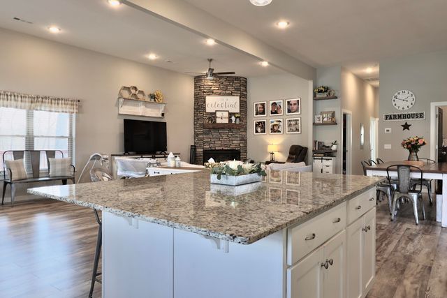 2063 Goff Ridge Road, Pineville, MO 64856