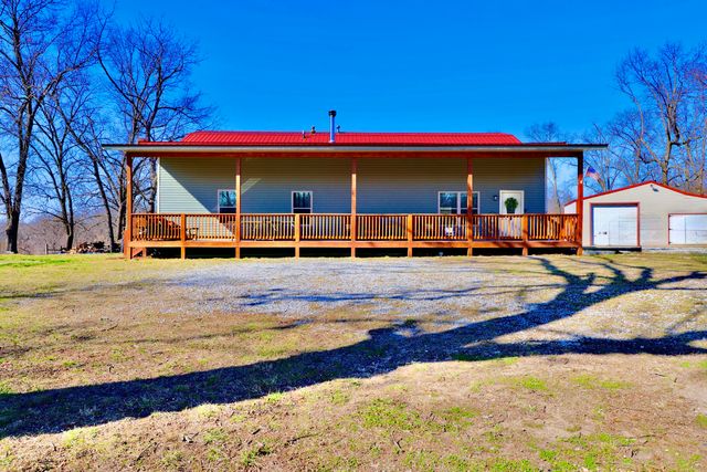 2063 Goff Ridge Road, Pineville, MO 64856