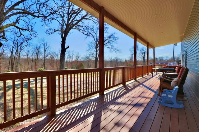 2063 Goff Ridge Road, Pineville, MO 64856