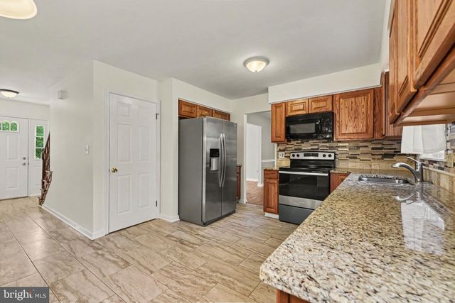 106 SHOLLY, Mechanicsburg, PA 17055