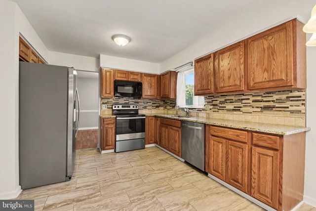 106 SHOLLY, Mechanicsburg, PA 17055