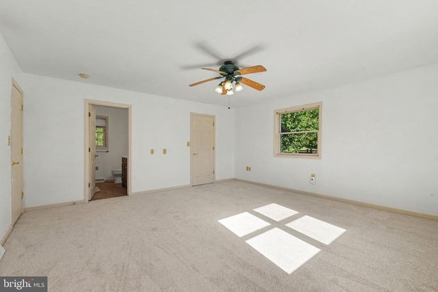 106 SHOLLY, Mechanicsburg, PA 17055