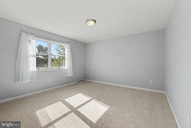 106 SHOLLY, Mechanicsburg, PA 17055