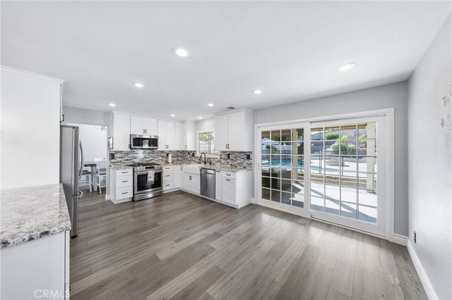 39805 Avenida Miguel Oeste, Murrieta, CA 92563