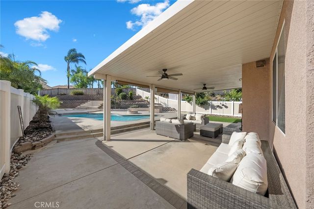 39805 Avenida Miguel Oeste, Murrieta, CA 92563