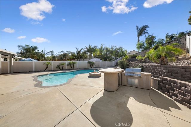 39805 Avenida Miguel Oeste, Murrieta, CA 92563