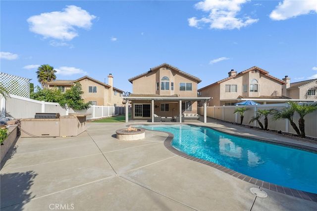 39805 Avenida Miguel Oeste, Murrieta, CA 92563