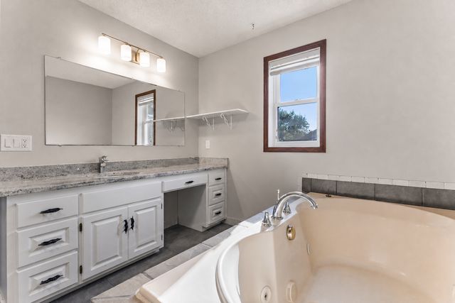 1434 Eastlake Drive, Chaska, MN 55318