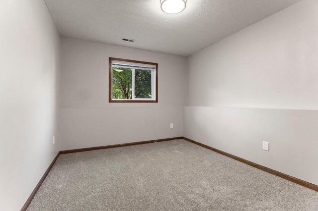 1434 Eastlake Drive, Chaska, MN 55318
