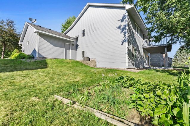 1434 Eastlake Drive, Chaska, MN 55318