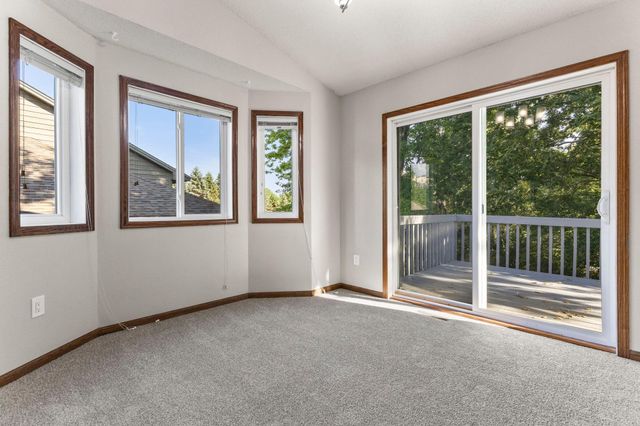 1434 Eastlake Drive, Chaska, MN 55318