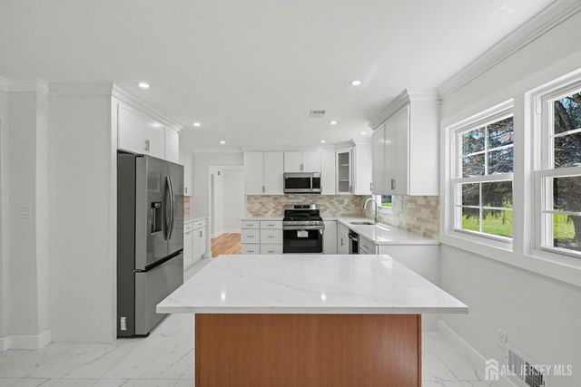 16 Hershey Road, East Brunswick, NJ 08816