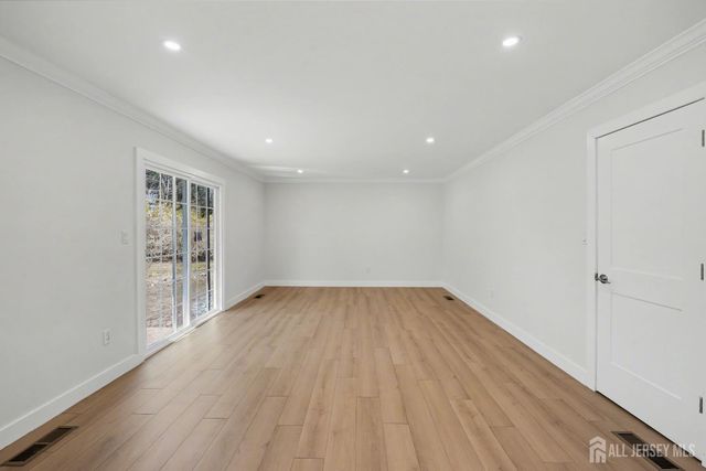 16 Hershey Road, East Brunswick, NJ 08816