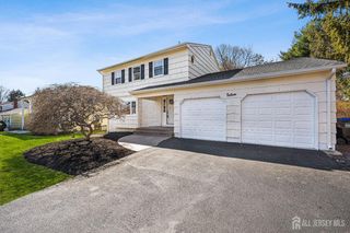 16 Hershey Road, East Brunswick, NJ 08816