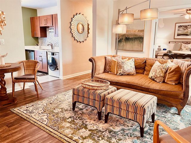 151 N ORLANDO AVENUE 203, Winter Park, FL 32789