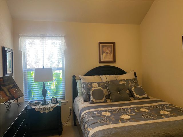 2250 Kaitlyn Drive, Weatherford, TX 76087