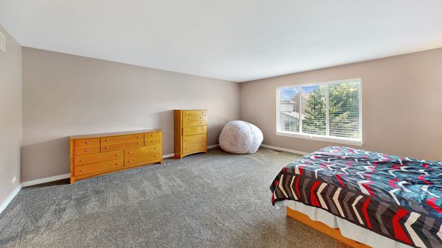 2955 Shetland Lane, Montgomery, IL 60538
