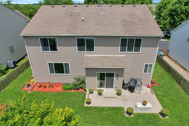 2955 Shetland Lane, Montgomery, IL 60538